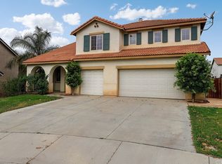 35399 Azalea Cir, Winchester, CA 92596