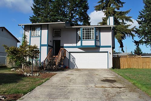 1st image of 17520 12th Ave E