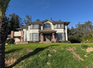 28726 Oak Ridge Rd, Highland, CA 92346