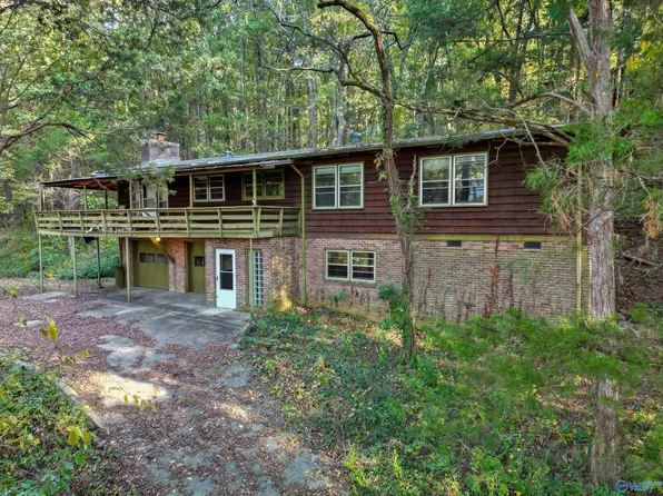 1605 Wilma Cir SE, Huntsville, AL 35801