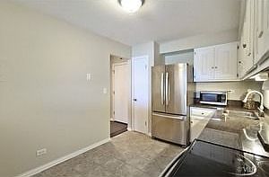 4th image of 707 E Falcon Dr #C210