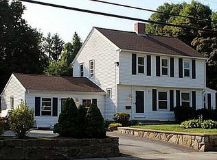 782-784 Washington St, Coventry, RI 02816