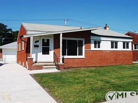 8867 Sarasota, Redford, MI 48239 | Zillow