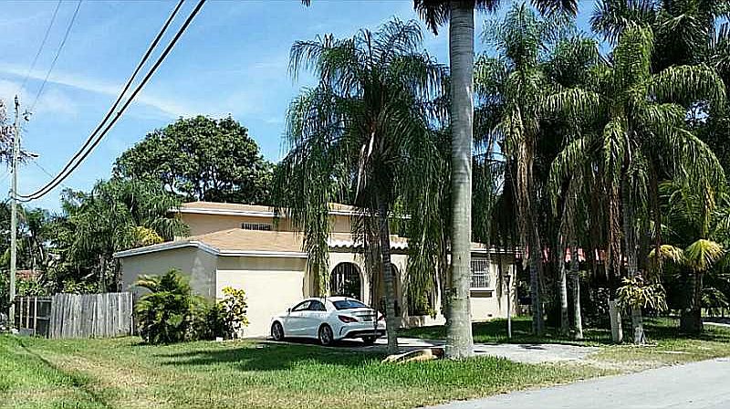 1st image of 13841 NE Miami Ct