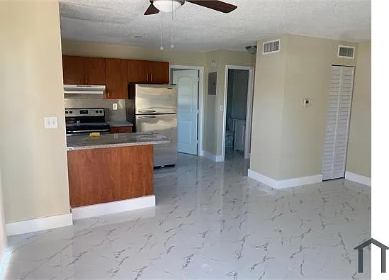 1 bed, 780 sqft, $2,050 — Photo 2