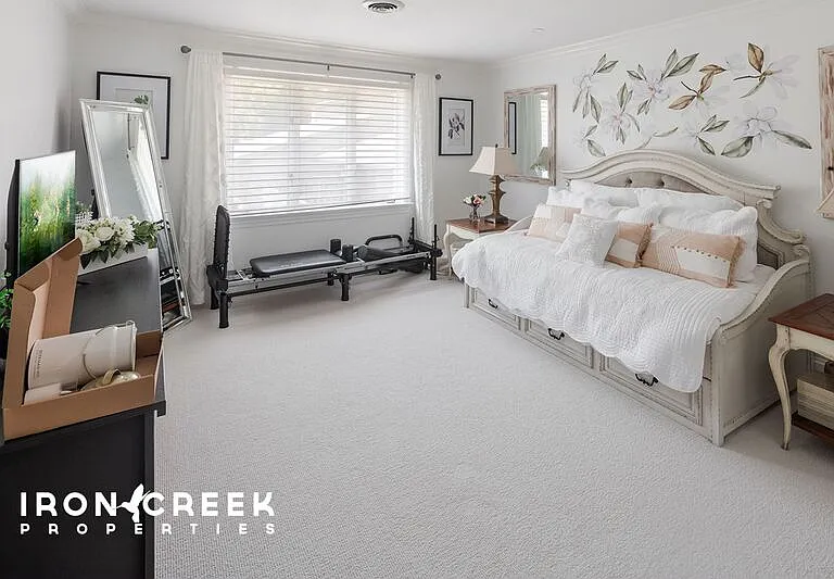 515 Crowfields Ln — Photo 26