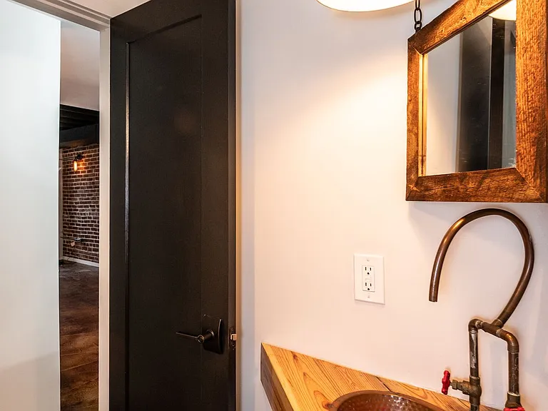 811 T St NW — Photo 18