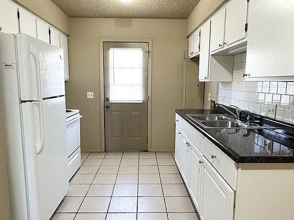 2nd image of 93 Pine Ave #1