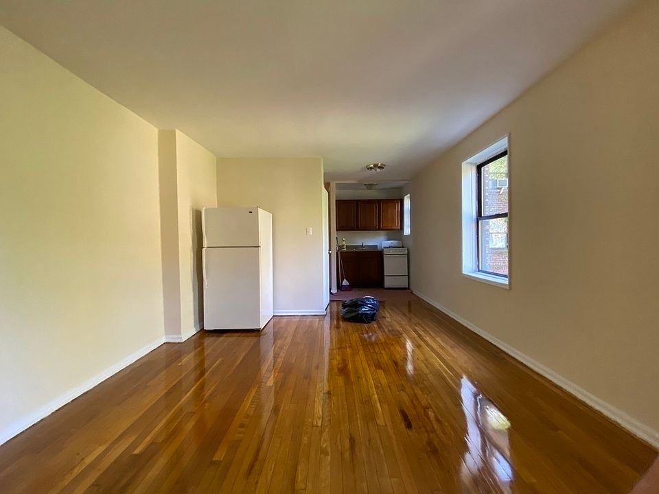 2nd image of 141-41 85th Rd #2A
