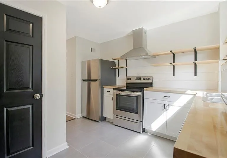 551 Valley Hill Rd SE #A — Photo 10