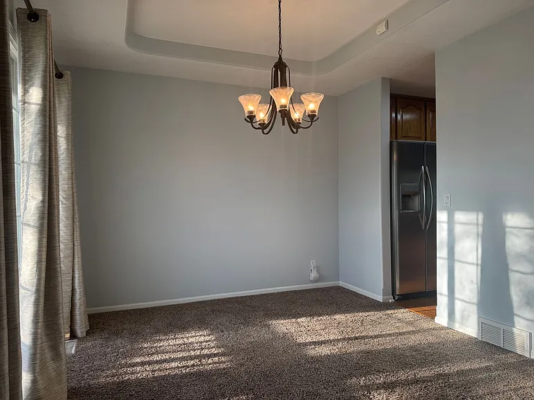 1908 Franklin Dr — Photo 5