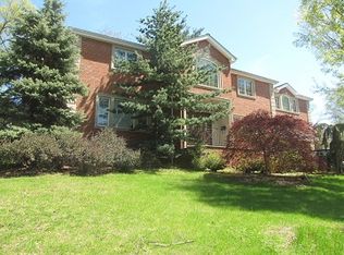 1303 Somerset Rd, Teaneck, NJ 07666