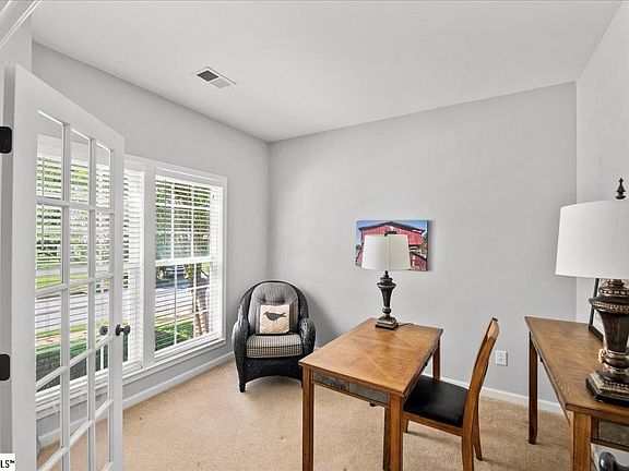 3rd image of 212 Woodland Creek Way