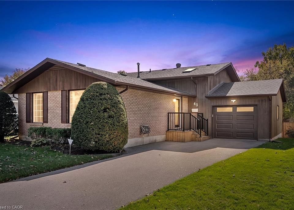 1st image of 43 Lewis Cres