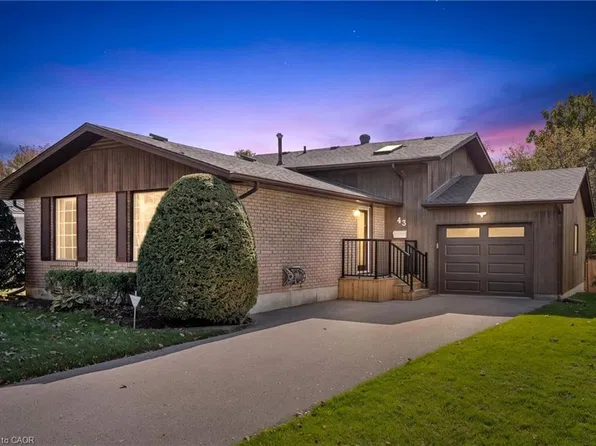 43 Lewis Cres, Kitchener, ON N2A 2T7
