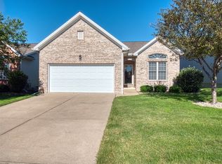 13 Crista Ann Ct, Bloomington, IL 61704