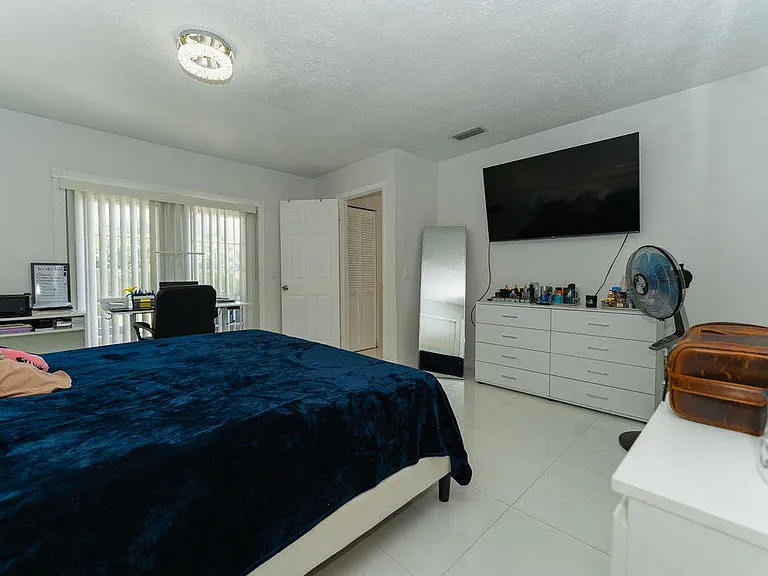 1242 SW Parma Ave — Photo 26