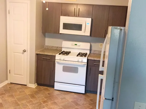 4800 W Hampton Ave, Milwaukee, WI 53218