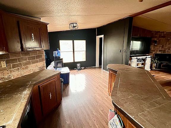 2nd image of 88 White Oak Ln