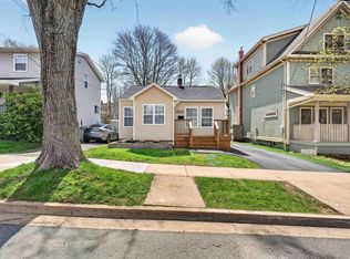 6520 Roslyn Rd, Halifax, NS B3L2M9