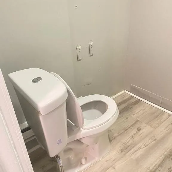 215 S 5th St #2R — Photo 14