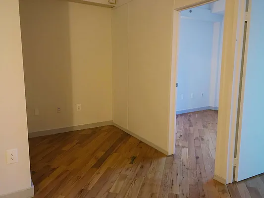 Rented by Pearl Realty Management LLC | media 18