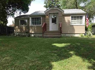 8215 E Valleyway Ave, Spokane, WA 99212