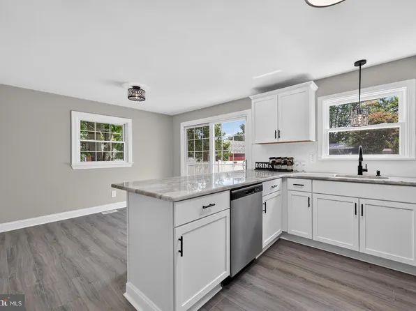 2 Patterson Ave, Pennsville, NJ 08070