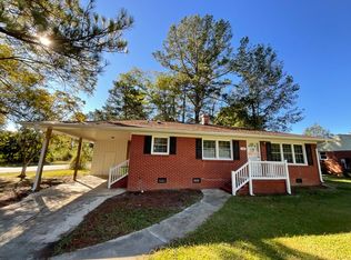 524 E Calhoun St, Whiteville, NC 28472