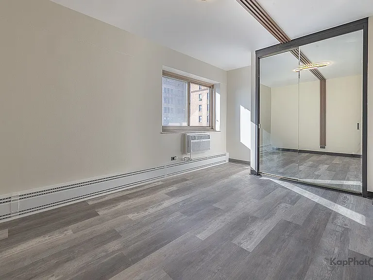 7337 S South Shore Dr #902 — Photo 19