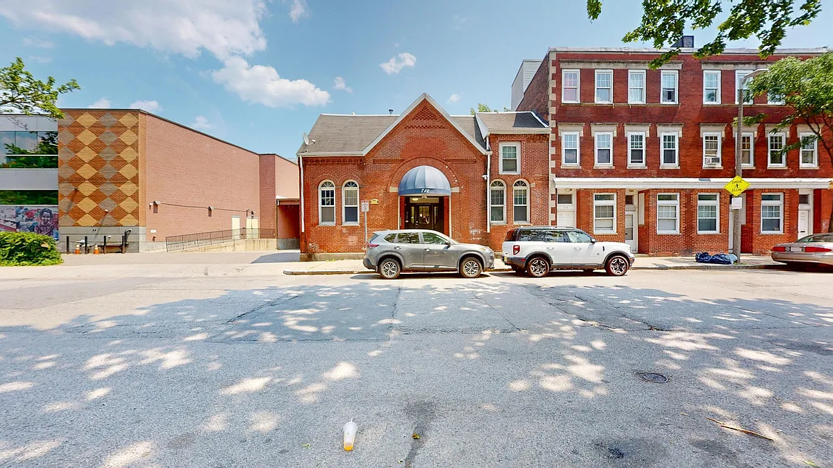 Building Photo - 712 Shawmut Ave #2L-3