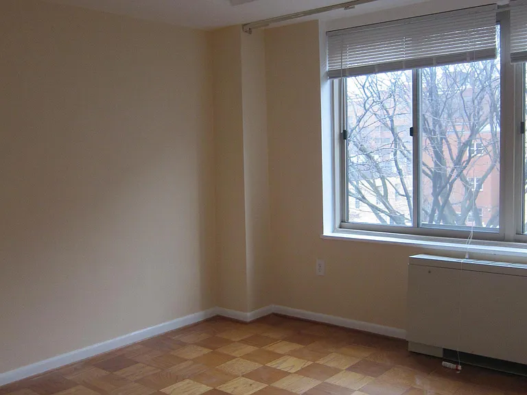 922 Foggy Bottom 24th St NW — Photo 9