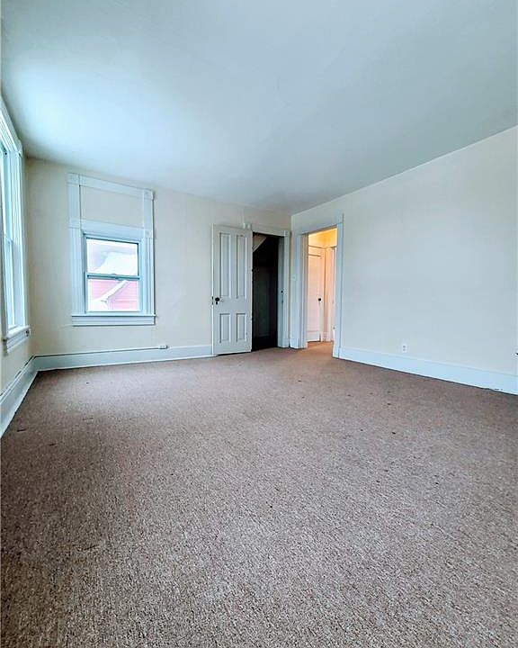 156 Scott St NE Warren OH Zillow