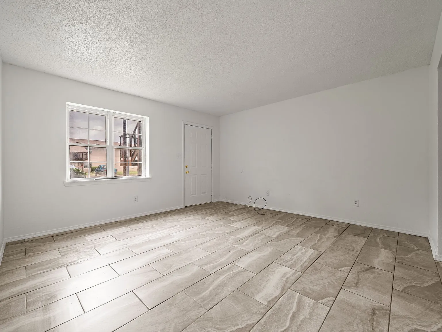 Winchester Estates Apartments - Where Comfort Meets Affordability — Photo 1