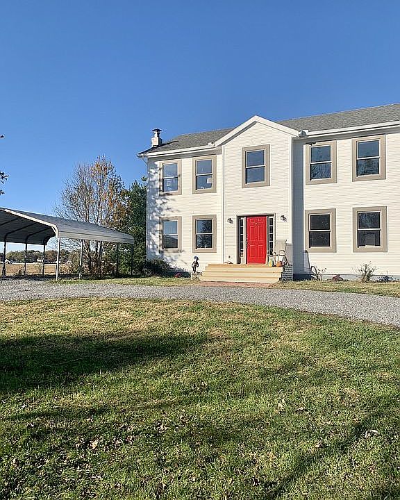 Front with circle drive.