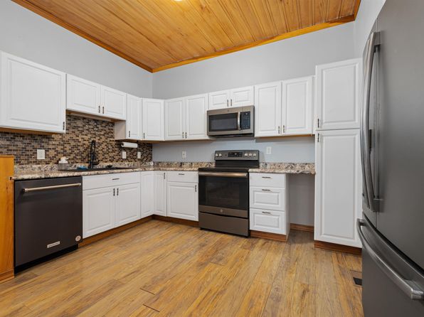 214 & 216 S Randolph St, Garrett, IN 46738