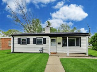 2414 Circle Dr, Hazel Crest, IL 60429