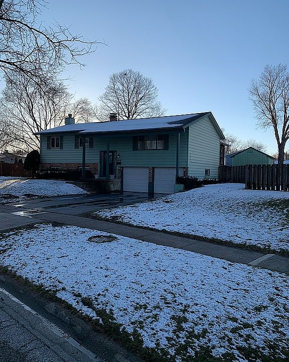 2nd image of 958 Sheffield Dr