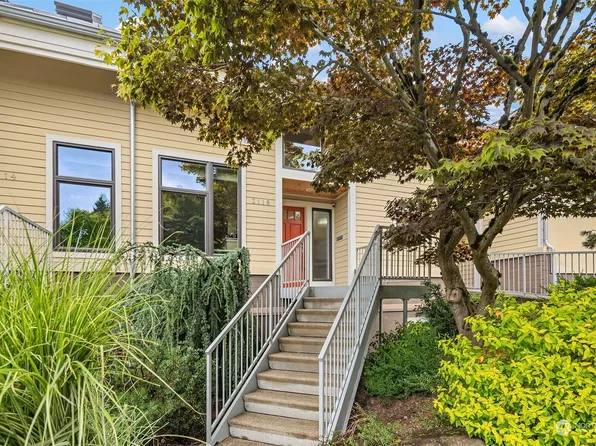 3118 E Pine Street, Seattle, WA 98122