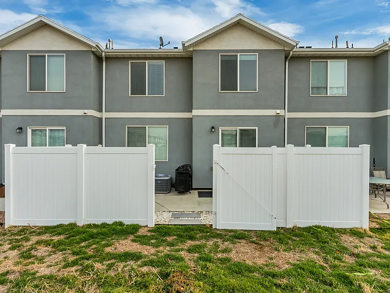 427 S Sunland Way — Photo 25