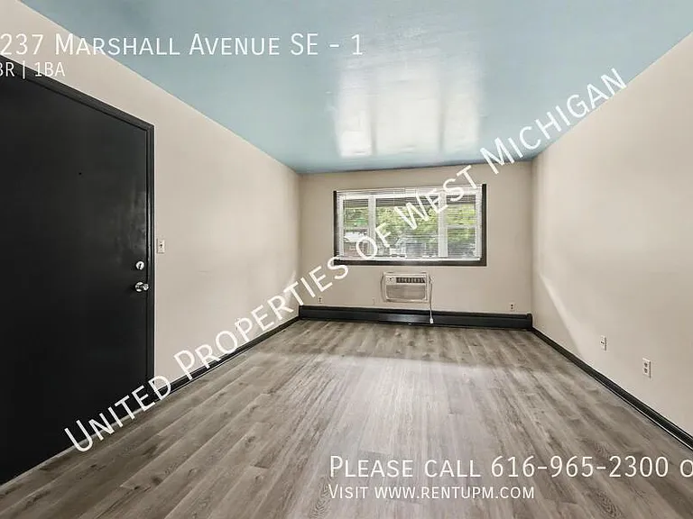 3237 Marshall Ave SE #1 — Photo 4