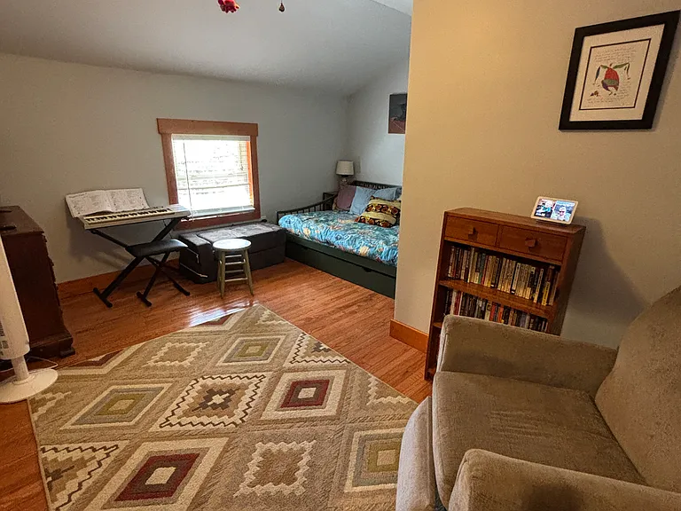 13 Ruslan Dr — Photo 28