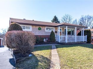 68 Claireview Dr, Carnegie, PA 15106