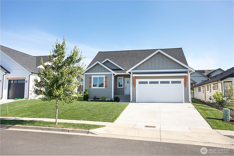 2nd image of 2178 Lagerwey Circle