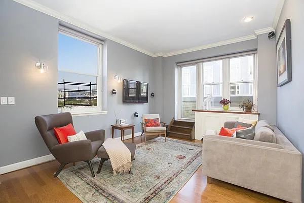 Sold by Space Marketing Shop | media 10