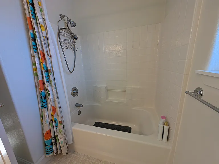 704 SE 56th Ave — Photo 22