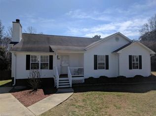 5502 Redcedar Ct, Mc Leansville, NC 27301