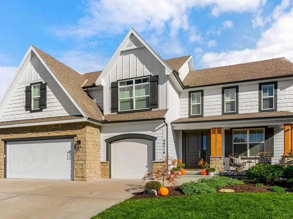 24716 W 91st Ter, Lenexa, KS 66227