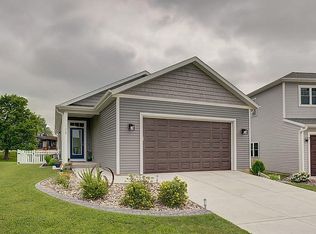 128 Red Bud Trl, Columbus, WI 53925