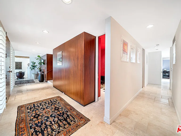 11508 Thurston Cir — Photo 3